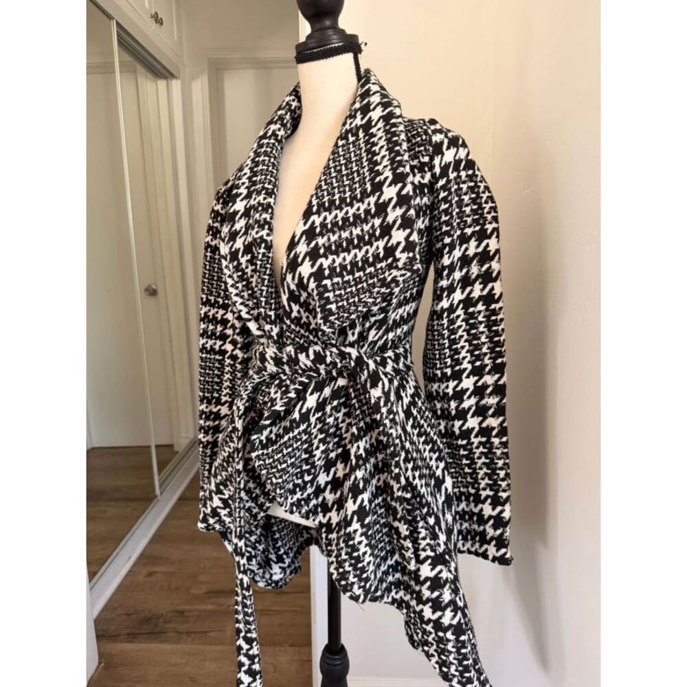 Black & White Houndstooth Wrap Jacket